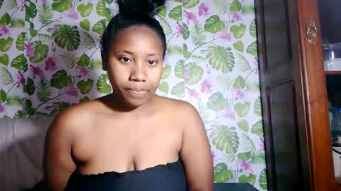 Snapshot of sanyah513 chatting on 06.02.26 sanya online show from 06.02.26