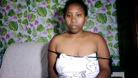 Snapshot of sanyah513 chatting on 06.15.26 sanya online show from 06.15.26