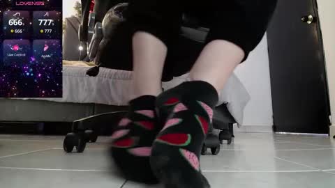 Snapshot of sanyaseraphine0 chatting on 12.19.25 sanyaseraphine0 online show from 12.19.25