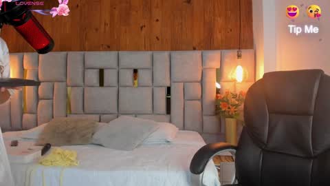 Saori  online show from 01.17.25