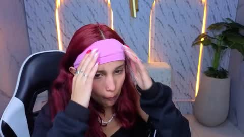 Online 800 to 1400 online show from 12.21.25