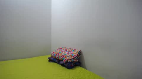 Snapshot of sara_felipe chatting on 02.12.25 sara felipe online show from 02.12.25