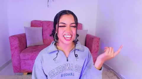 Sara Jhonson  online show from 10.04.25