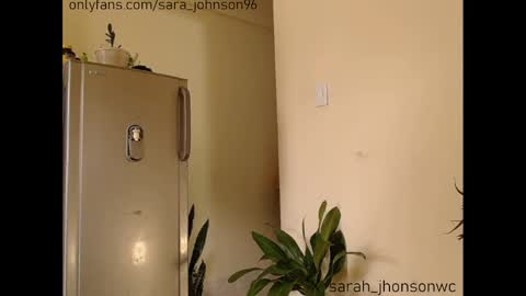 sara_johnson__ online show from 12.26.24