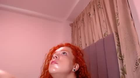 sara_johnson__ online show from 04.23.26