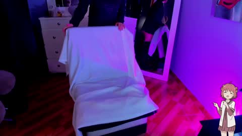       online show from 01.18.25