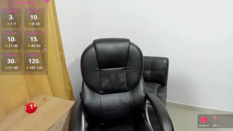 sara_len online show from 12.11.24