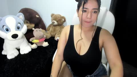 Snapshot of sara_lizcano chatting on 01.31.25 sarah LIZCANO....... online show from 01.31.25