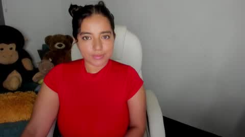 Snapshot of sara_lizcano chatting on 09.10.25 sarah LIZCANO....... online show from 09.10.25