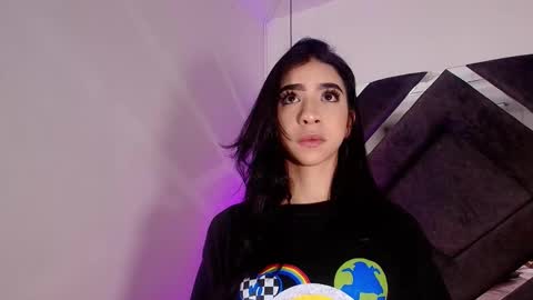 Snapshot of sara_lopee1 chatting on 10.03.25 sara_lopee1 online show from 10.03.25