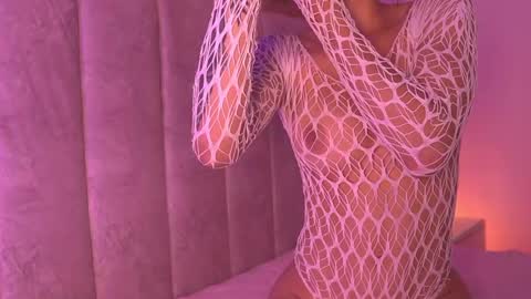 Snapshot of sara_lopee1 chatting on 04.24.26 sara_lopee1 online show from 04.24.26