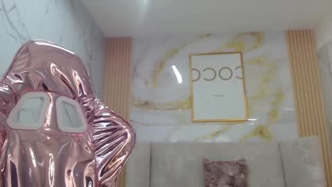 Sara  online show from 09.29.25