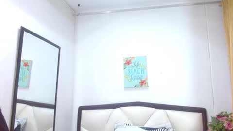 S A R A online show from 10.01.25