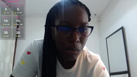 S A R A online show from 04.17.26