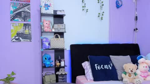 Sara Mendez online show from 02.08.25