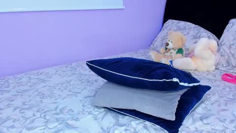 Sara Mendez online show from 03.12.25