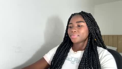 Sara online show from 10.23.25