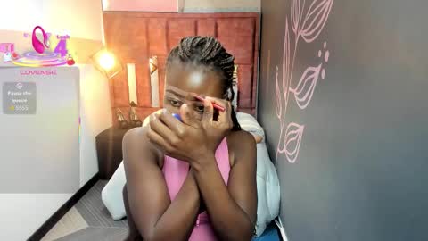 S A R A online show from 09.10.25