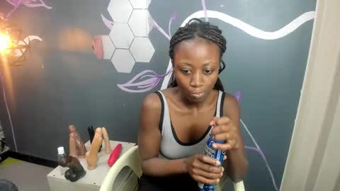 S A R A online show from 10.13.25