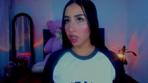 sara_stone03 online show from 02.14.25