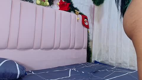 SARA 730 A 200 PM  online show from 12.24.24