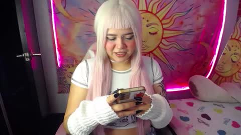  1 online show from 11.14.25