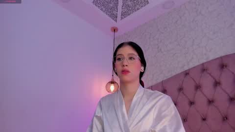 Sara  online show from 05.04.26