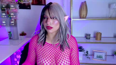 Snapshot of saraa_love_ chatting on 05.13.26 Saraa online show from 05.13.26