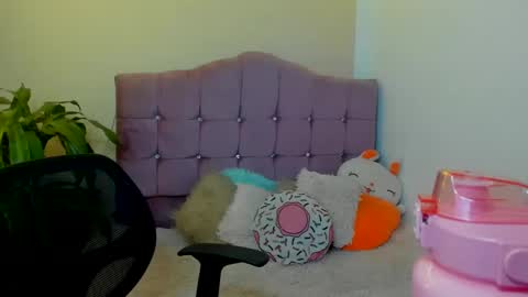 Snapshot of saraa_ramirez chatting on 12.16.24 Sarah Ramirez online show from 12.16.24