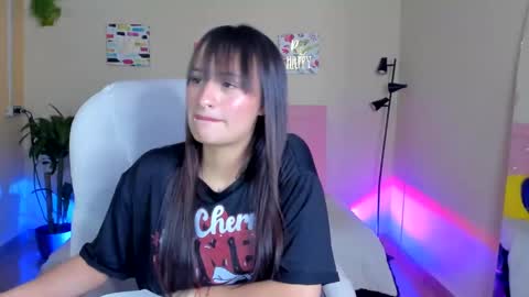 Snapshot of saraa_ramirez chatting on 12.19.24 Sarah Ramirez online show from 12.19.24
