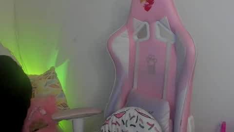Snapshot of saraa_ramirez chatting on 12.27.24 Sarah Ramirez online show from 12.27.24