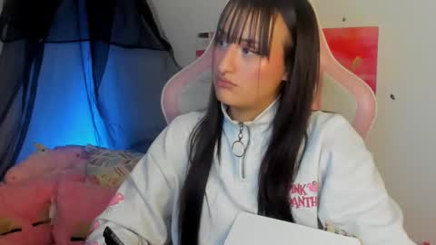 Snapshot of saraa_ramirez chatting on 12.27.24 Sarah Ramirez online show from 12.27.24