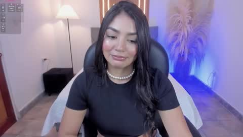 Snapshot of saraa_stormy chatting on 02.20.26 saraa_stormy online show from 02.20.26