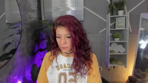 Snapshot of saraandsofi02 chatting on 01.27.25 sofia gomez420 online show from 01.27.25