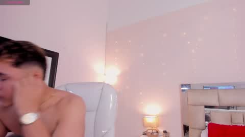Snapshot of saraandstiven chatting on 02.08.25 Sara And Stiven online show from 02.08.25