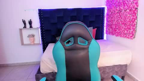 SARAHGIL online show from 10.23.25