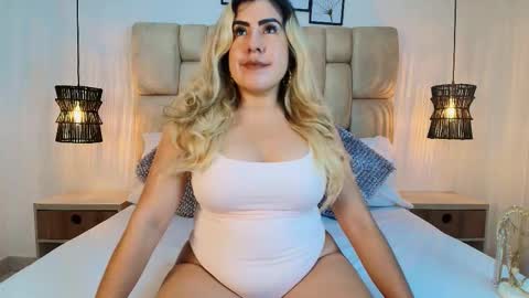 sarablonde_t online show from 03.20.26