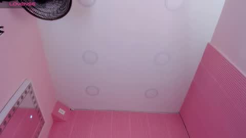 Sara Castillo online show from 09.10.25