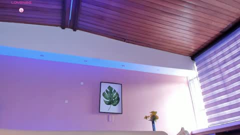 Sara  Everyday From 1430 to 2130 Col Time online show from 02.28.25