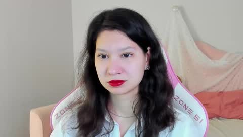 SaraDenars online show from 11.18.25