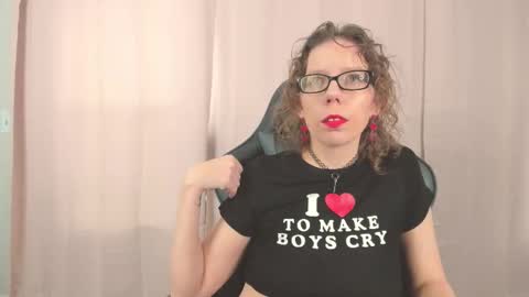 Sara Desire online show from 09.30.25