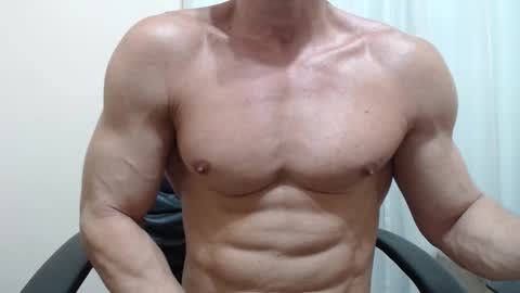 saradorj92 online show from 11.30.25