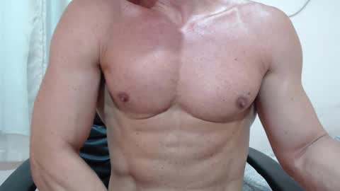 saradorj92 online show from 01.09.26