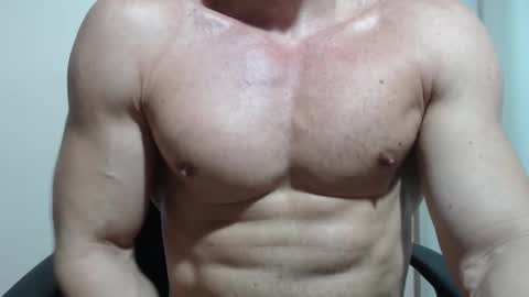 saradorj92 online show from 02.27.26