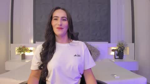  Sara Gomez  online show from 02.20.26