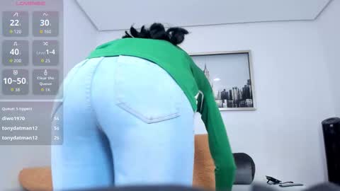 sarah_ashbourne online show from 11.24.25