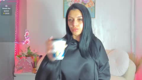 Sara online show from 04.22.26