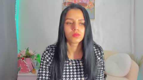 Snapshot of sarah_blake_ chatting on 05.07.26 Sara online show from 05.07.26