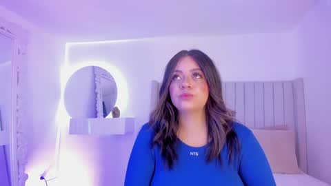 Sarah Bonneth online show from 01.29.25