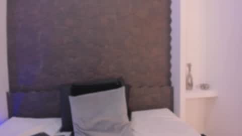 Snapshot of sarah_jacobbs chatting on 03.07.25 online show from 03.07.25